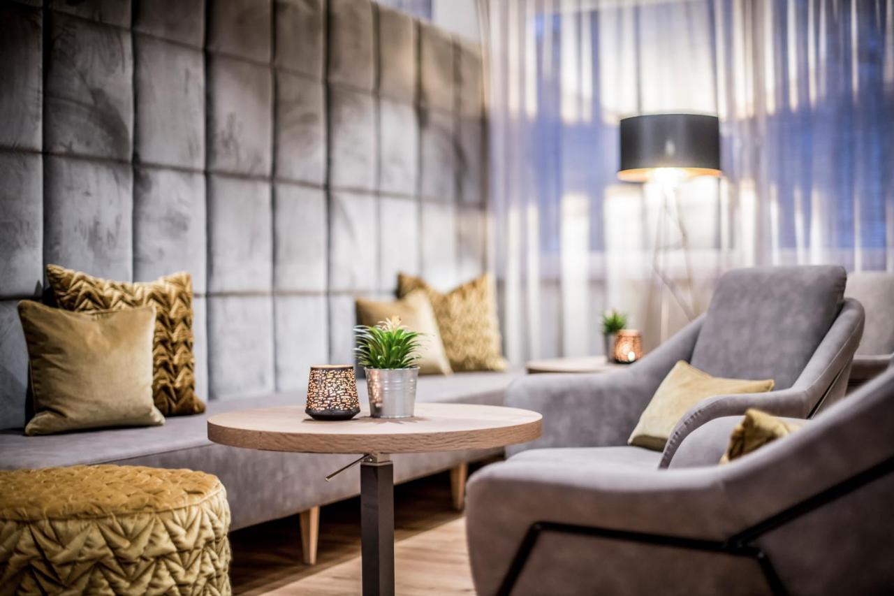 Sporthotel Zoll Випитено Екстериор снимка