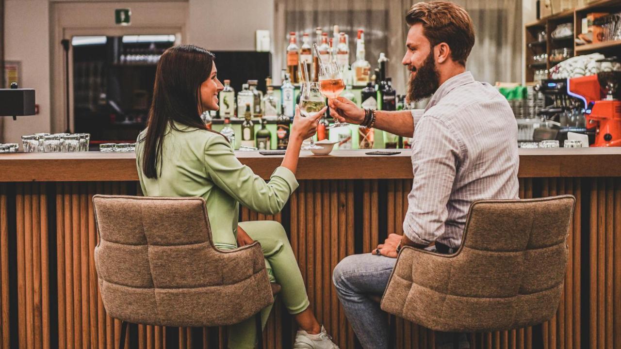 Sporthotel Zoll Випитено Екстериор снимка