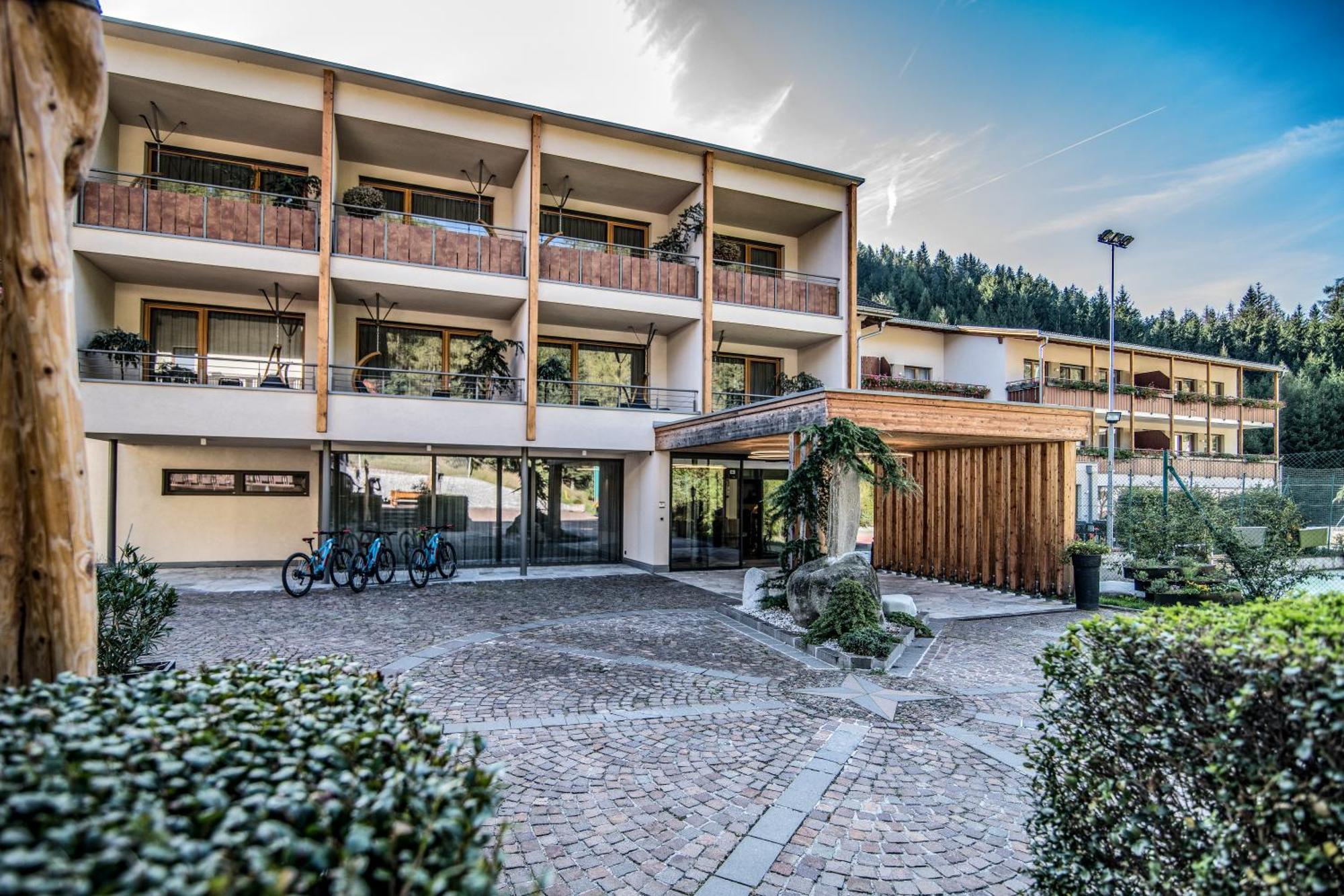 Sporthotel Zoll Випитено Екстериор снимка